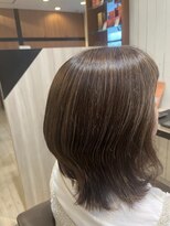 セッションパーゴ(SESSION PAGO) 白髪を味方に。40代50代からの大人女性の軽やかレイヤースタイル