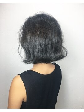 キャラ 池袋本店(CHARA) ロシアンブルーアッシュ【キャラ池袋/chara池袋/池袋東口/三戸】