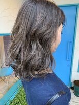 アトリエコパン(atelier copan)&nbsp;グレーグラデーションミディボブ