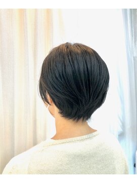 クオリス 上福岡店(QUALIS) 前下がり/小顔/ショート/40代50代60代/クールショート/白髪染め