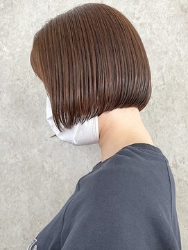 サンク 原宿 表参道(cinq) ココアブラウン前下がりミニボブ前髪韓国　髪質改善