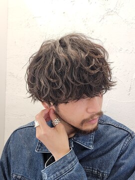 フィフス 原宿(fifth) ニュアンスマッシュ波巻きスパイラルパーマツーブロック刈り上げ