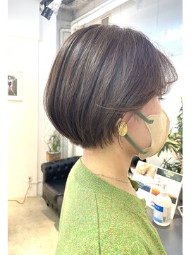 ナンバースリー 溝の口店(Number Three) コンパクトショートボブ