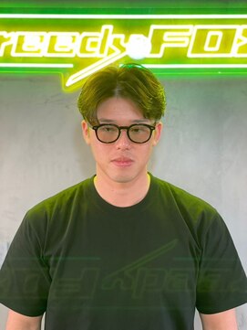 グリーディーフォックス 代々木(Greedy FOX) 波巻き/ハイライト/マッシュパーマ/ウルフ[シェービング]