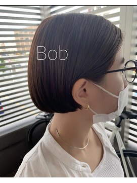 アトリエ エス atelier es HAIRDESIGN ころんとボブ/ミニボブ/丸みシルエット/ワンカール/透明感/小顔