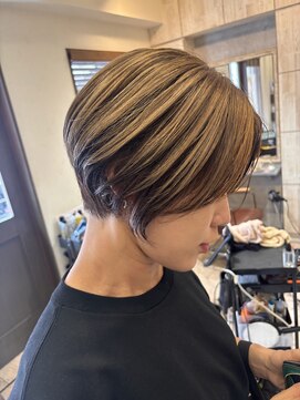 グランツ バイ ブルーム 蛍池店(GLANZ by bloom) ハンサムショート