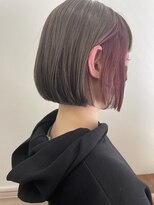 コルク バイ マグ 松本駅前(COLK by Mag)&nbsp;20代30代40代大人インナーカラー耳掛け切りっぱなし大人ボブ