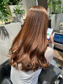 タイム(time)の写真/髪質改善のパイオニア《レブリ》でみずみずしく弾力のある艶やかな髪へと導きます★キレイに輝く髪へ―◇