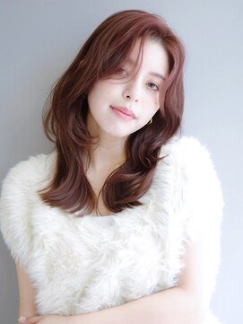 シア(sia) 韓国風くびれレイヤー髪質改善レッドブラウン小顔美髪20代30代