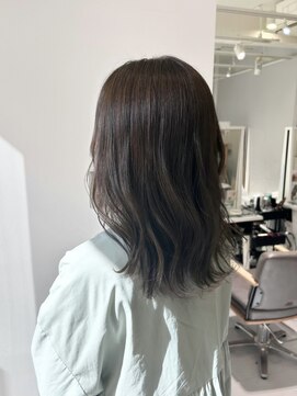 ネオリーブウリ 二子玉川店(Neolive uri) ミディアムヘア暗めカラーデザインカラーフェイスフレーミング