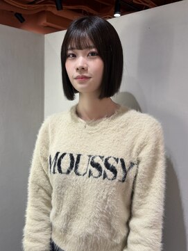 カルマ(KARMA) 顎下2センチパツっとボブ×ダークオリーブ