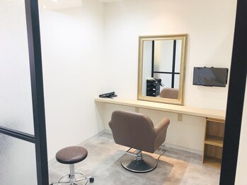 ルーム(ROOM)の写真/あなたの髪に寄り添い続ける。ROOMで叶う”唯一無二”のスタイル。