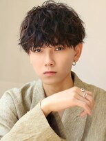 ルーシー 名古屋栄(LUCEY)&nbsp;センターパートニュアンスパーマフェザーパーマ波巻きパーマ