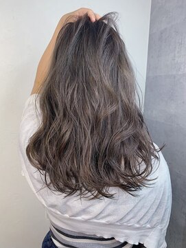 モーション 新宿(motion) スモーキーグレー