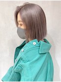 ペールベージュミニボブ_外ハネボブセクションカラー_ba383052
