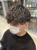 フィフス 原宿(fifth)&nbsp;波巻きスパイラルツイストスパイラルパーマツーブロックパーマ