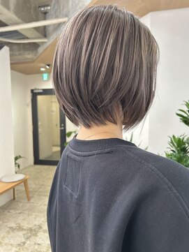 イット(it.) kana ケアブリーチ グレージュ