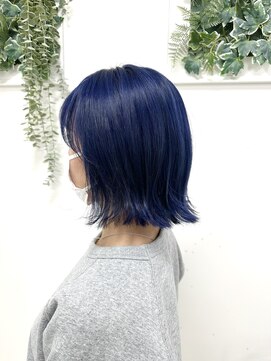 ヘアバイプルーヴ(Hair by PROVE) ブルー×外ハネボブ