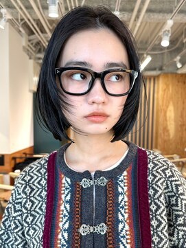 ノイカーム(noi Calm) 顔周りレイヤーカットグレージュカラーくびれボブショートカット