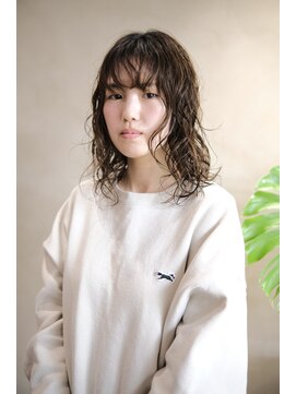 セン(sen) セミロングパーマ