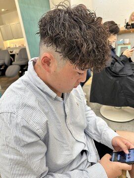 ロミー 本厚木(ROMMY.) マッシュ黒髪清潔感