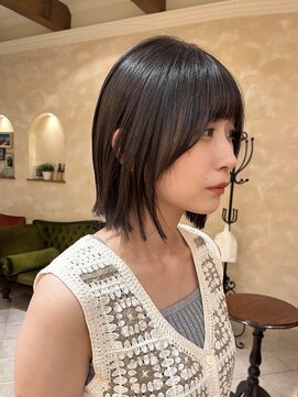 ビュートリアム265(BEAUTRIUM 265) ブルーグレージュ 前髪ありボブ ぱつっとボブ 切りっぱなしボブ