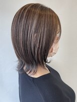 リコ 池袋東口店(Liko)&nbsp;【Liko　池袋東口店】白髪ぼかしハイライト　ホワイトベージュ