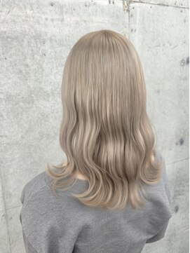 エヌアイ オモテサンドウ(ni omotesando) 冬ハイトーンカラーも流行ってます！！