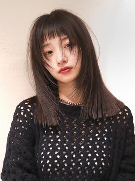 ルル 表参道(lulu.) ★黒髪 ボブウルフ ネビージュ 小顔 ワンレン 切りっぱなし