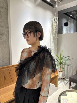 ミリ(milli Produce by ITAKURA) ミニボブ×ステップカット