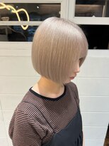 髪屋 紬&nbsp;ホワイトベージュ/ハイトーン