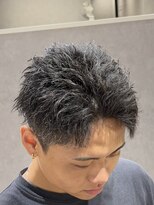 エデアンルクラ 下通(EDEAN Leclat)&nbsp;熊本メンズヘア　アップバングショート　ピンパーマ