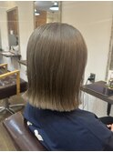 ハイトーン切りっぱなしボブ