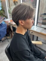 アングゥイー(ungu iE)&nbsp;赤みゼロのグレー強めグレージュ