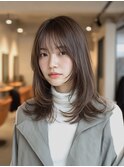 ミディアムレイヤー顔周りカットハッシュカットワンホンレイヤー