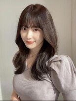 アフロートフクオカ(AFLOAT FUKUOKA)&nbsp;ロングヘアの重さを感じさせない軽やかなロングレイヤー