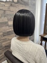 スマイル(SMILE)&nbsp;ツヤ感あふれる黒髪コンパクトミニボブ