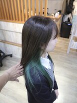 アルル ヘアー(ALULU HAIR)&nbsp;色使いがおしゃれな『インナーミントグリーン』