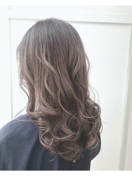 イヴァン アンド リズ 奈良店(IVAn ＆ LIZ) ベージュブラウン