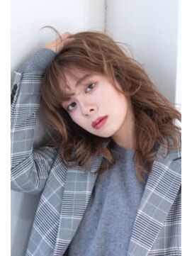 ノット(Knot) ロング　ベージュアッシュ