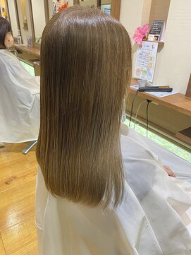 シャイタクター(SHY-takter) イルミナカラー & ハイライト