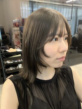 アリュウル 表参道(ALLURE) 透明感抜群ミントベージュ×顔まわりレイヤーカット　《佐藤》