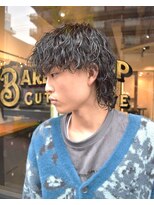 フリーク バーバーショップ 都島店(FREAK BARBER SHOP)&nbsp;波巻きツイストスパイラルMIXウルフパーマ