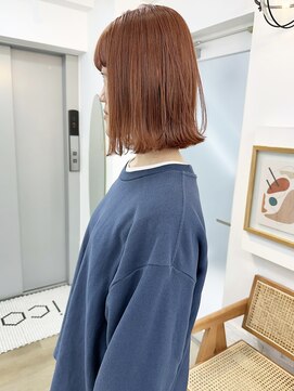 イコ 表参道原宿(ico) オレンジカラー 切りっぱなしボブ