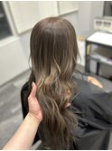 秋のイメチェン【細めな華奢ハイライト】ロング×髪質改善