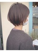 ショートボブ
