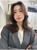 顔まわりレイヤー/くびれ/ミルクティーブラウン