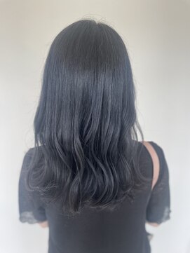ヘアデザイナーズサロン 三嶋 【～地毛風透明感カラー～】