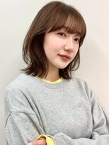 ヴェイン 渋谷(vain)&nbsp;レイヤーボブ 顔周りレイヤー ブラウンベージュ 20代 外ハネ