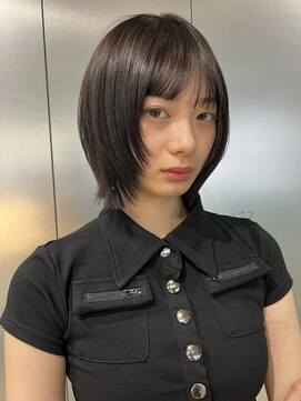 ナヌーク ダイカンヤマ(nanuk daikanyama) レイヤーボブストレートレイヤーカット顔周りレイヤー透け感